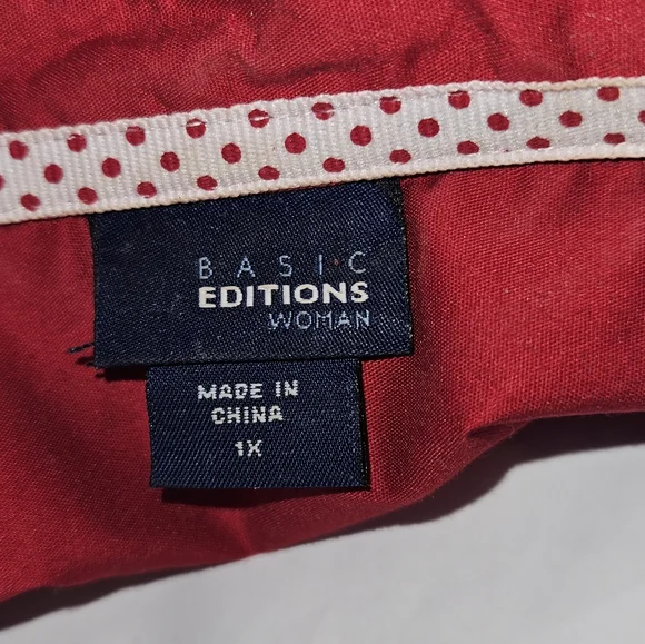 Basic Editions Red Button up Blouse - Picture 4 of 6